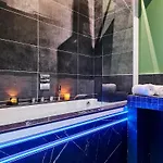 Duplex Rue Royale, Rooftop, Balnéo * Lilla