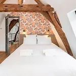 Duplex Rue Royale, Rooftop, Balnéo Appartamento *
