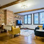Duplex Rue Royale, Rooftop, Balnéo Appartamento
