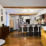 Appartamento Duplex Rue Royale, Rooftop, Balnéo