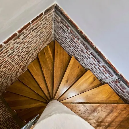 Duplex Rue Royale, Rooftop, Balneo * ליל