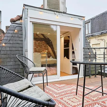 דירה Duplex Rue Royale, Rooftop, Balneo