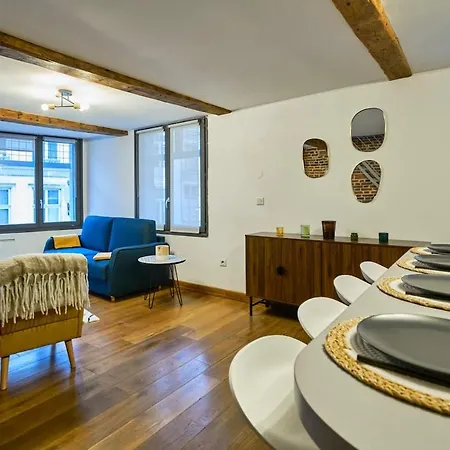 Duplex Rue Royale, Rooftop, Balneo *