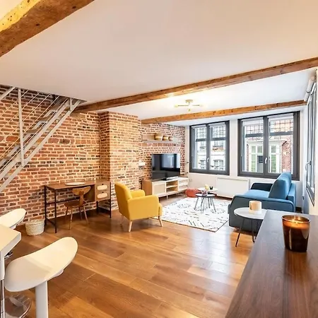 דירה Duplex Rue Royale, Rooftop, Balneo *