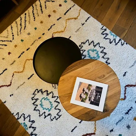 公寓 Duplex Rue Royale, Rooftop, Balneo
