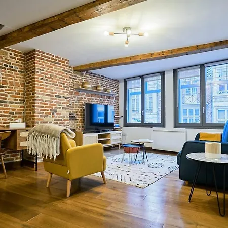 Duplex Rue Royale, Rooftop, Balneo Apartment