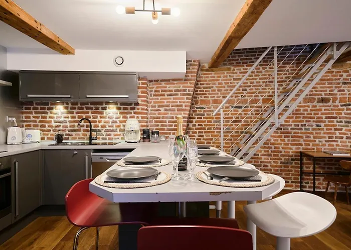 Duplex Rue Royale, Rooftop, Balneo *