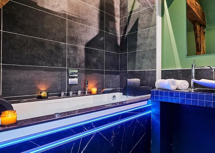 Duplex Rue Royale, Rooftop, Balneo * Lille