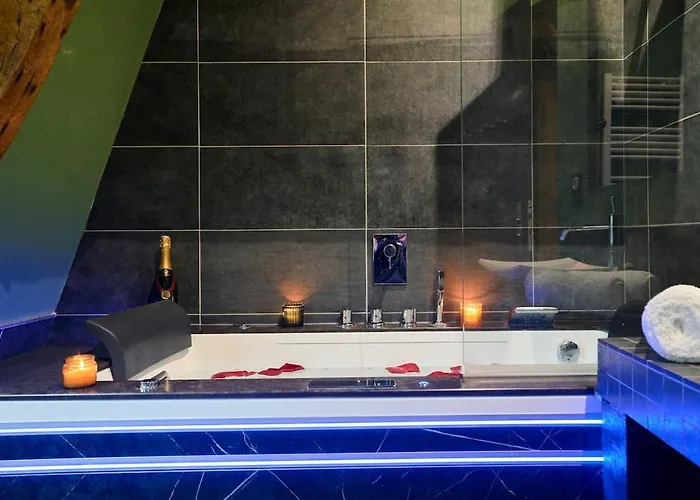 Duplex Rue Royale, Rooftop, Balneo Lille